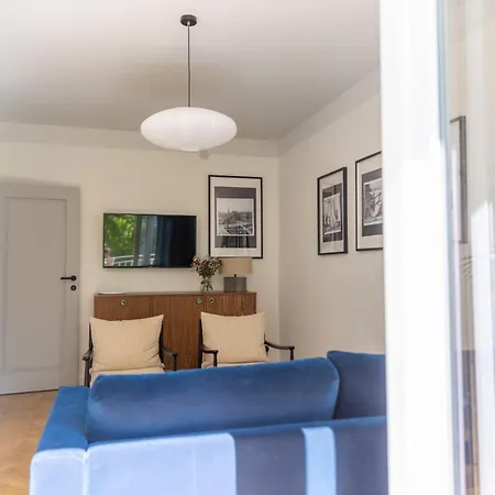 Apartment Black Door