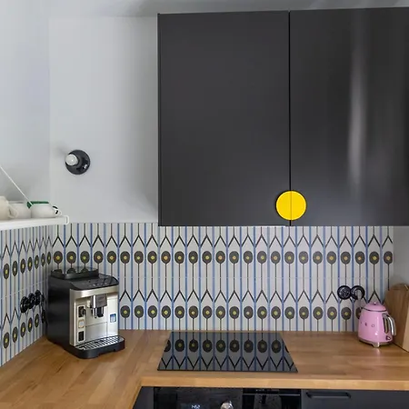Apartment Black Door